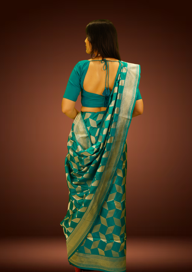 Teal Elegance Banarasi Silk Saree with Geometrical Jaal