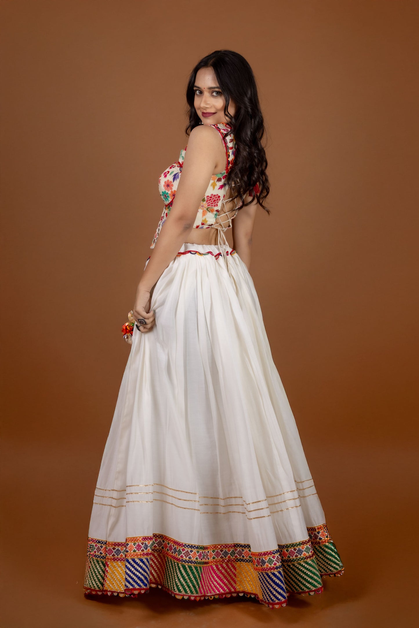 Festive White Chaniya Choli Set with Traditional Kachi Embroidery & Mirror Border