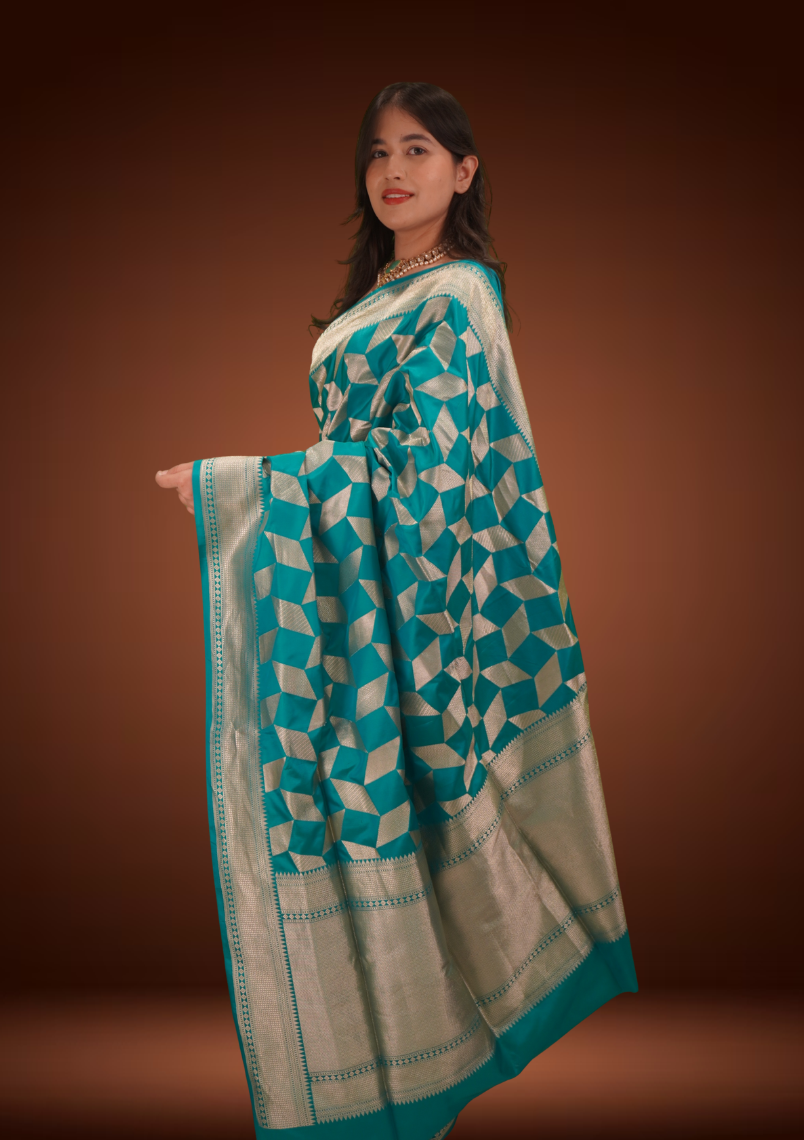 Teal Elegance Banarasi Silk Saree with Geometrical Jaal