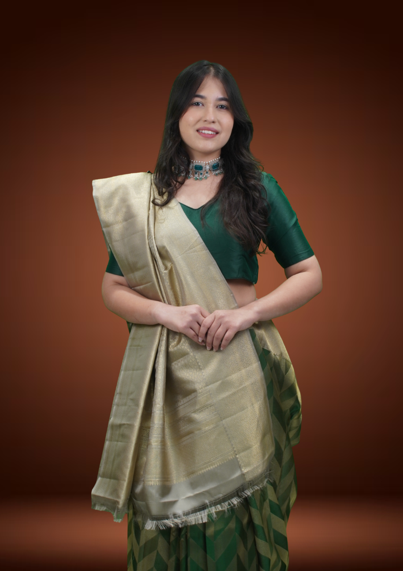 Elegant Green Kanjivaram Silk Saree with Fancy Jal Weave