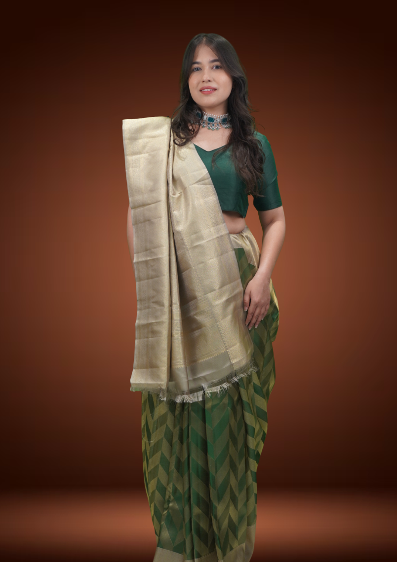 Elegant Green Kanjivaram Silk Saree with Fancy Jal Weave