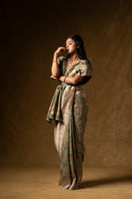 Load image into Gallery viewer, Modern Fusion Saree
