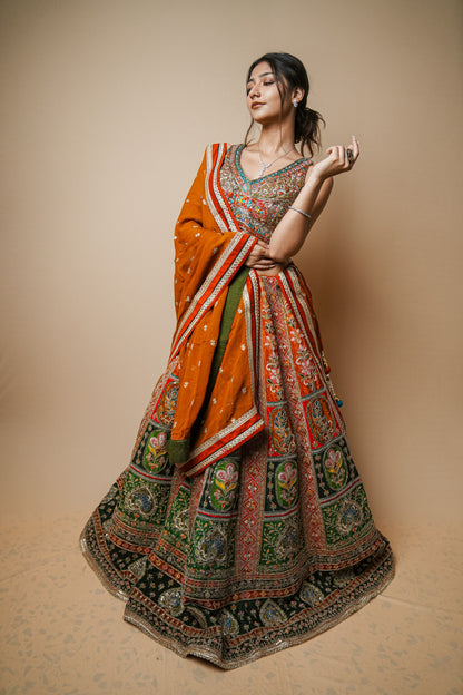 Exquisite Raw Silk Lehenga Featuring Traditional Kasab and Pita Work