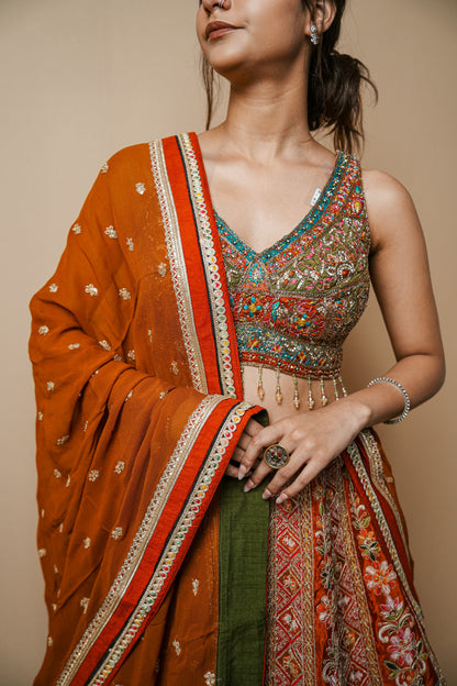 Exquisite Raw Silk Lehenga Featuring Traditional Kasab and Pita Work