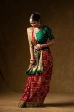 Load image into Gallery viewer, Traditional Red Bandhani Saree
