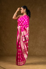 Load image into Gallery viewer, Pink Banarasi Silk Saree with Zari Work
