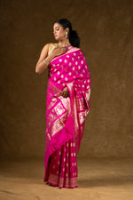 Load image into Gallery viewer, Pink Banarasi Silk Saree with Zari Work
