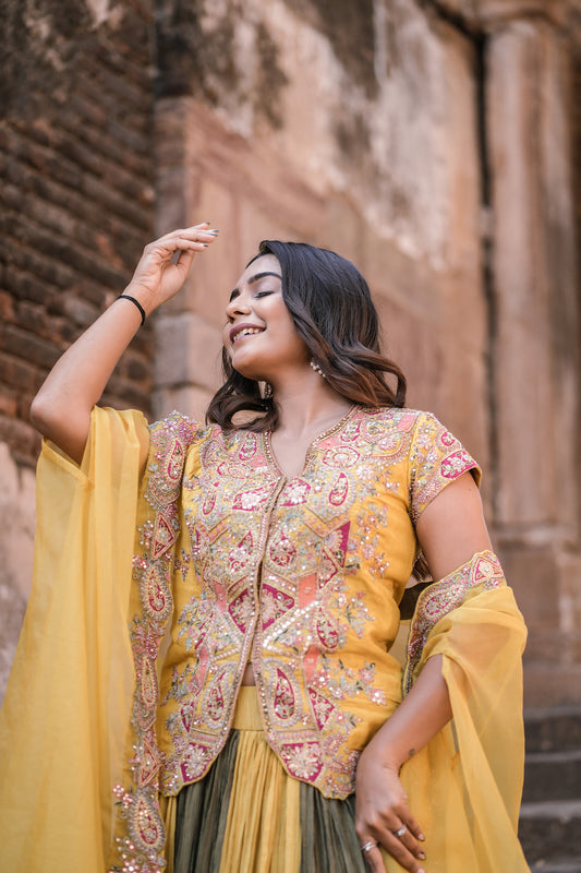 Sunlit Shimmer Kediya Choli Set with Flared Skirt & Shrug