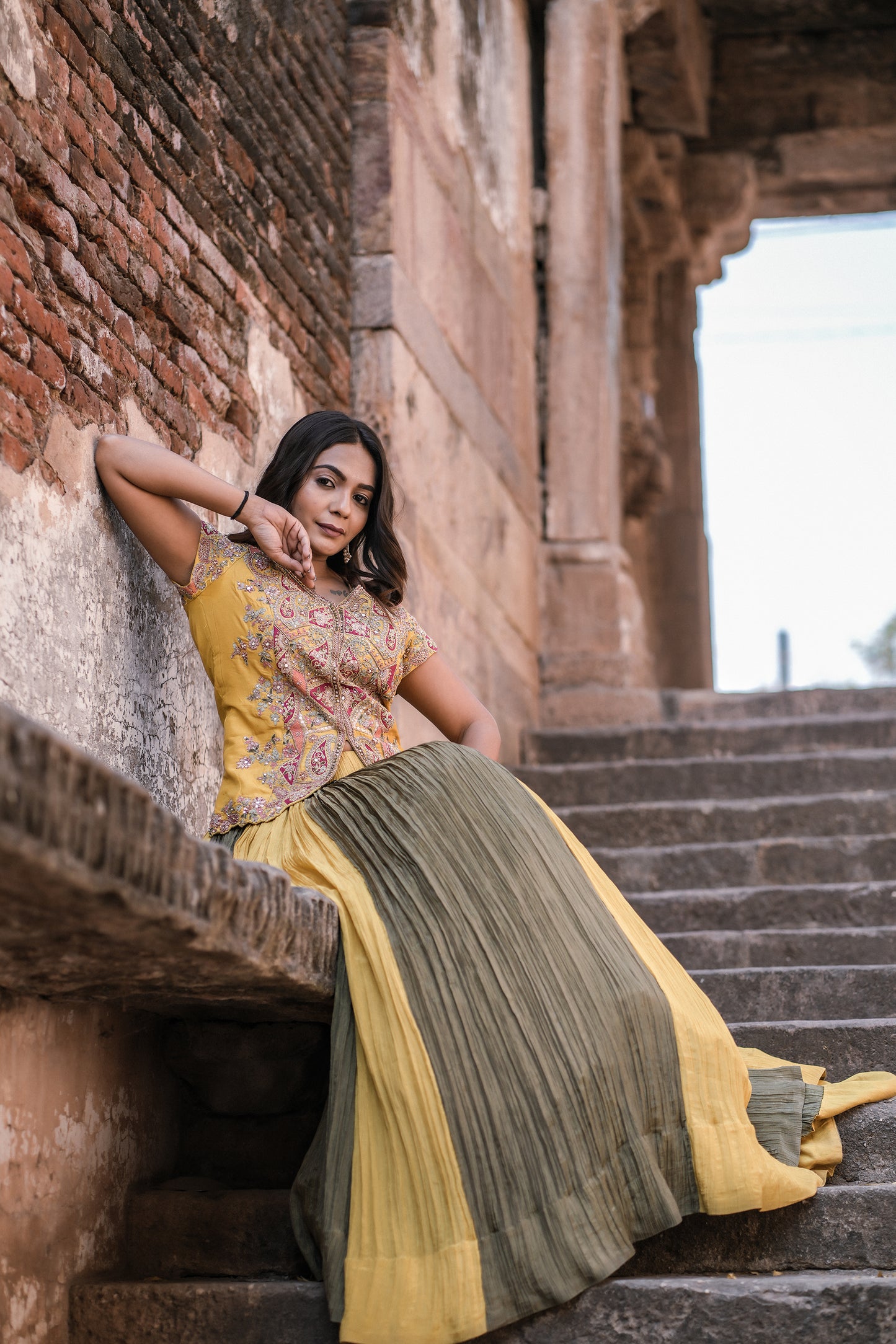 Sunlit Shimmer Kediya Choli Set with Flared Skirt & Shrug