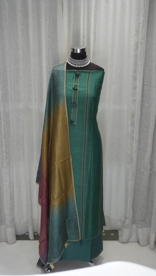 Emerald Ombre Munga Tussar Dupatta with Thread Work