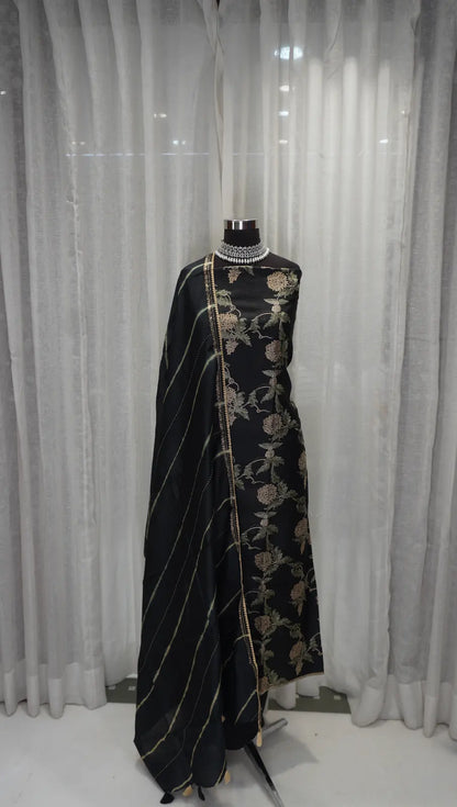 Midnight Bloom Tussar Silk Leheriya Dupatta with Thread Work