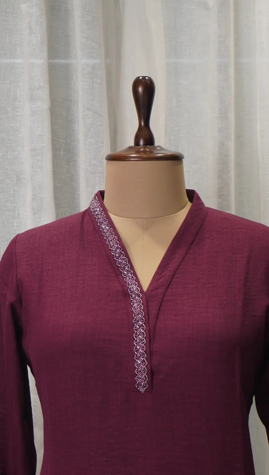 Elegant Wine Linen Kurta Set with Neck Embroidery