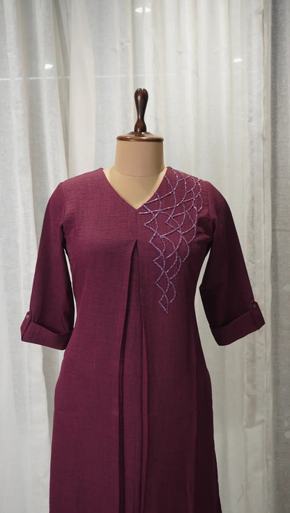 Elegant Wine Linen Kurta Set with Neck Work
